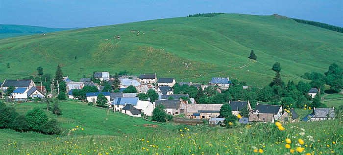 Boutaresse Cézallier pano (Agrandir l'image).